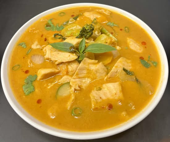 Salmon  Red curry