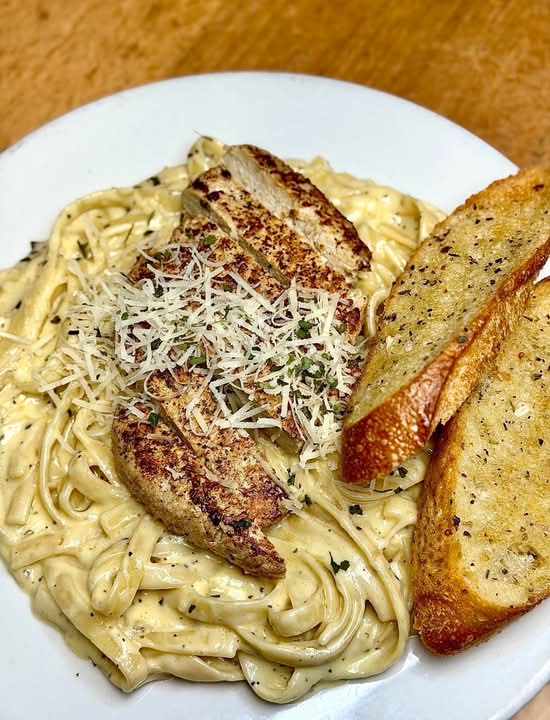 Chickn Alfredo