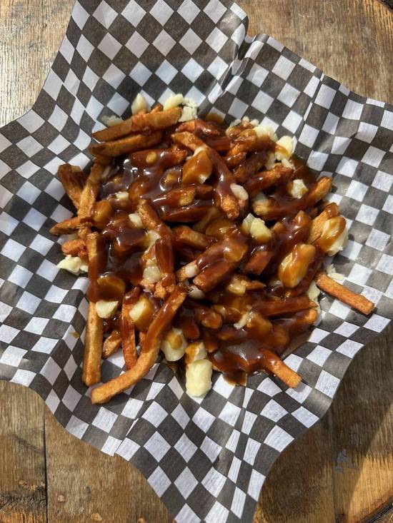Classic Poutine