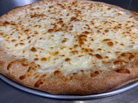 LG White Pizza