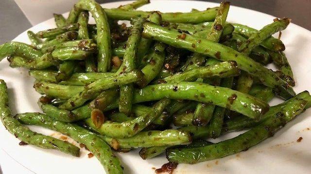 V2. Stir-Fried String Beans