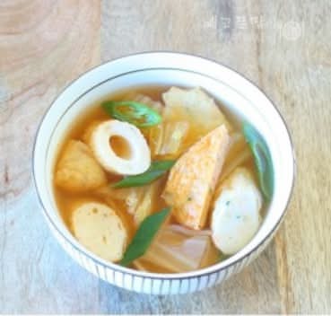 FISH CAKE SOUP