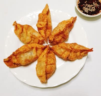 Dumplings (6 pcs)