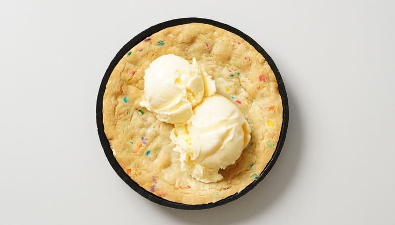 Birthday Confetti Pie + Vanilla Bean Pint