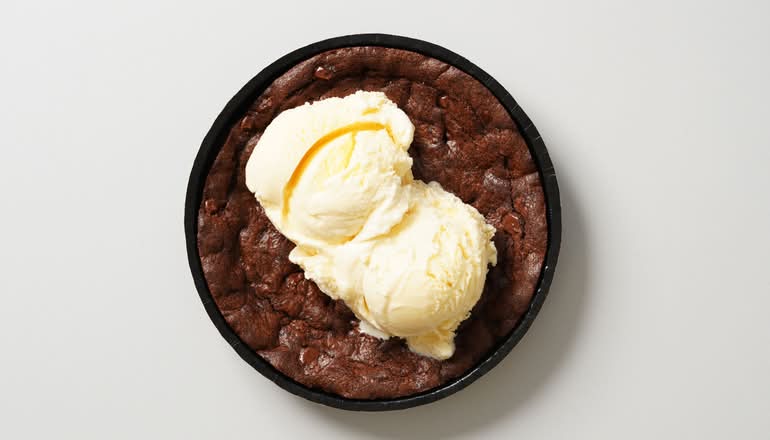Double Chocolate Chip Pie + Vanilla Bean Pint