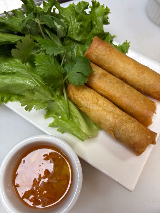 Dm Chicken egg roll