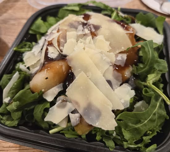 Arugula & Pear Salad