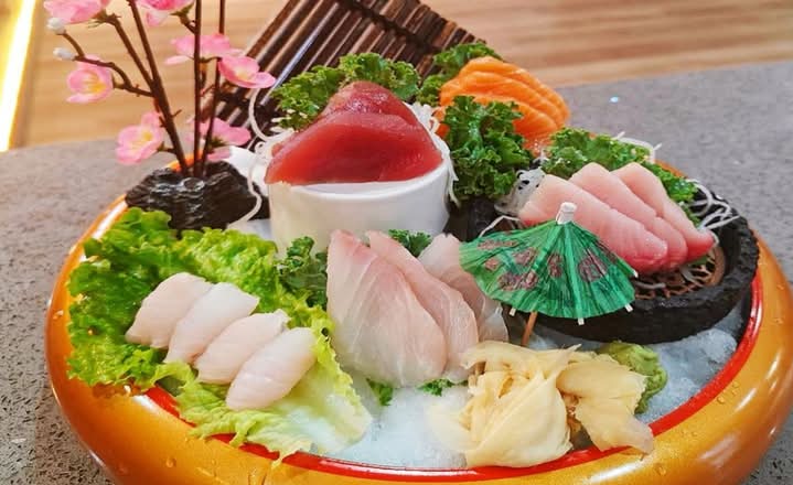 Sashimi Deluxe