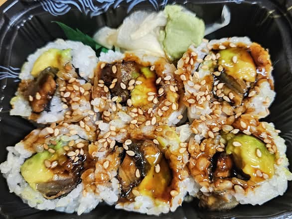 Eel Avocado Roll