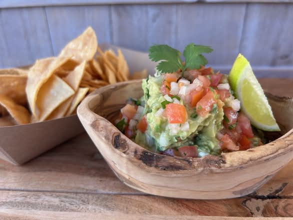 Guac & Chips