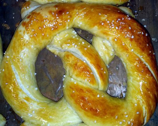 Jumbo Soft Pretzel