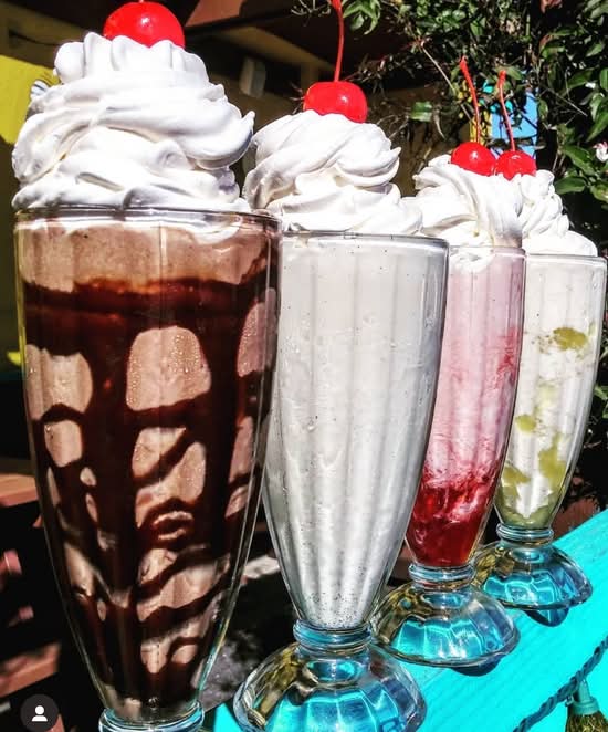Pineapple Milkshake