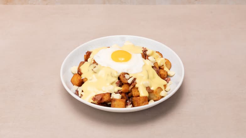 Breakfast Poutine / Breakfast Poutine