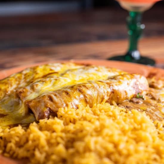 Enchiladas Rojas (V)