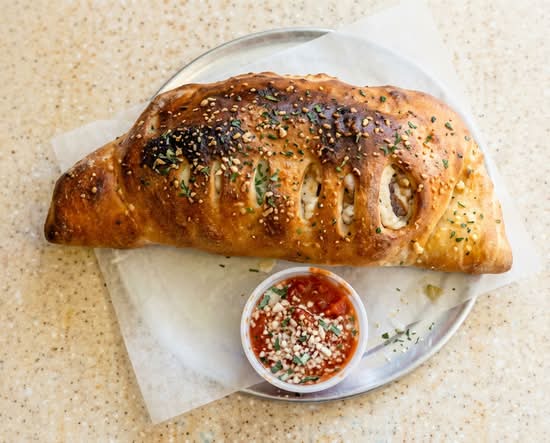 Deluxe Calzone