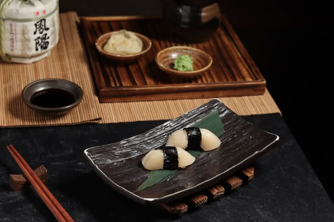 Hotate Nigiri