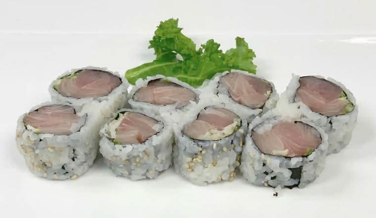 Yellowtail & Scallion Roll
