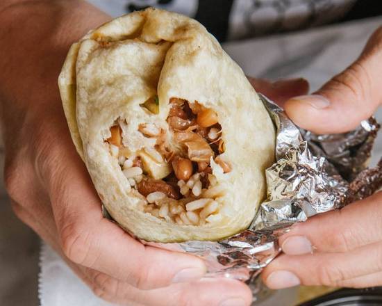 Pulled Chicken Burrito