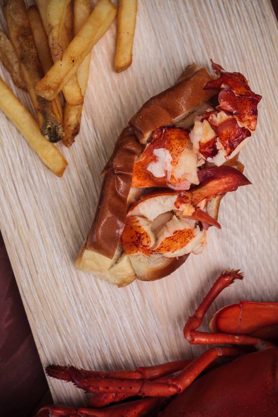 Lobster Roll (Hot)