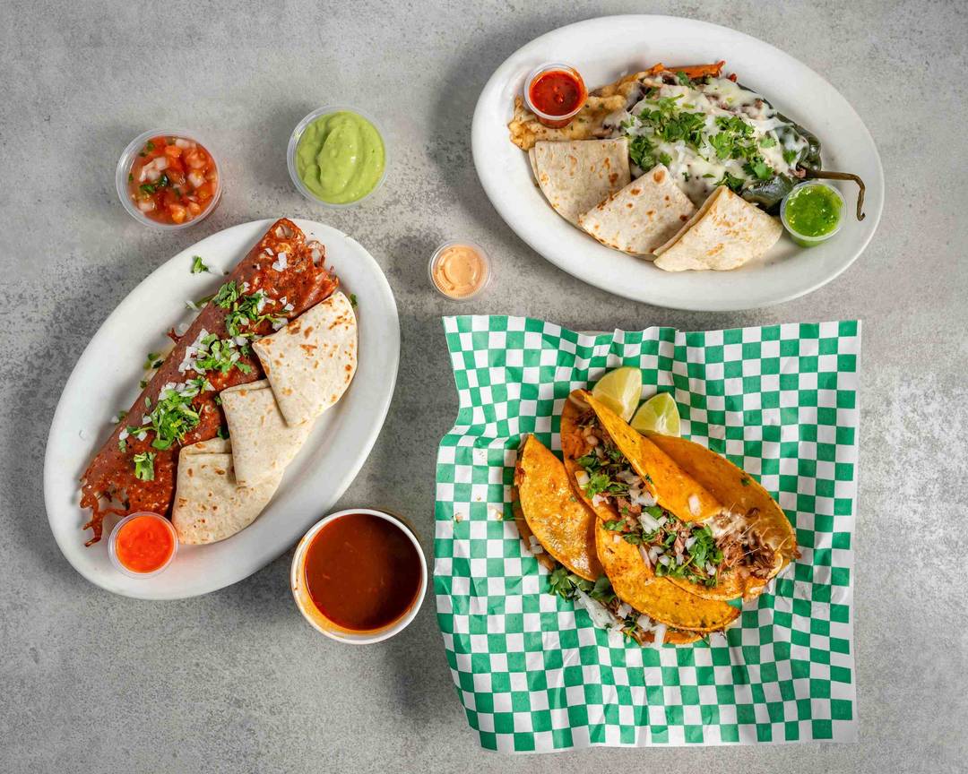 La Revolución Taqueria cover