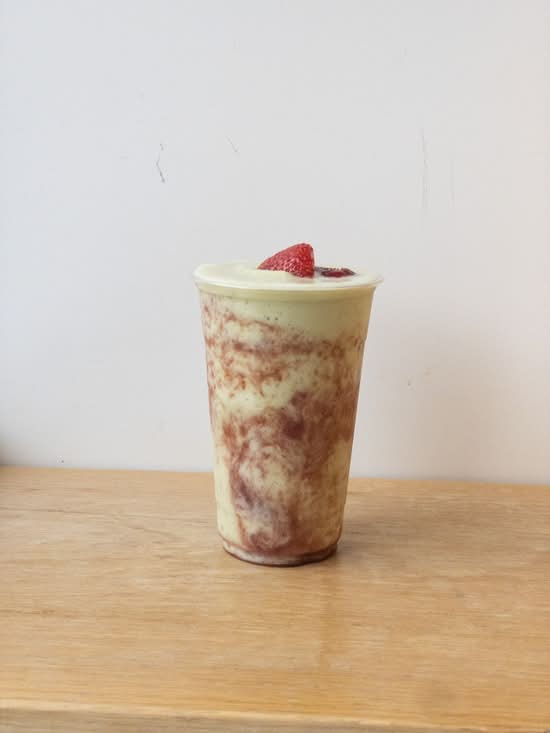 Strawberry Matcha Smoothie