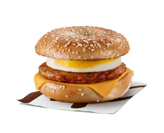 Sesame Sausage 'N Egg Bagel [620.0 Cals]