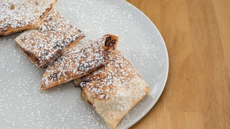 Nutella & Banana Calzone