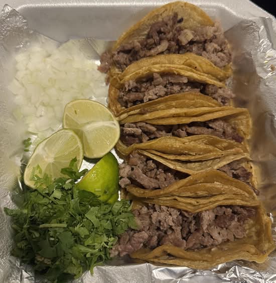 Mini tacos asada