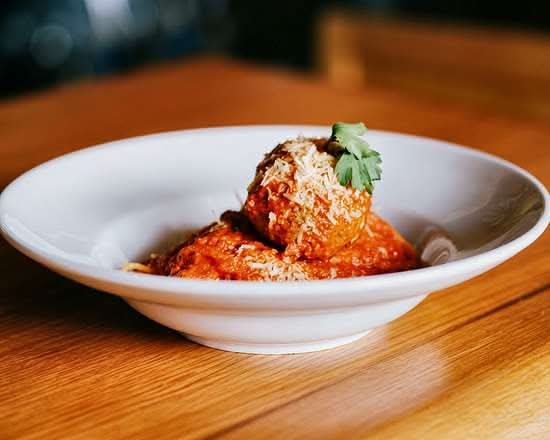 Spaghetti & Meatballs