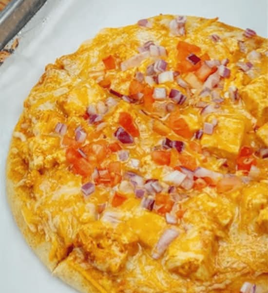 Chicken Tikka Naan Pizza