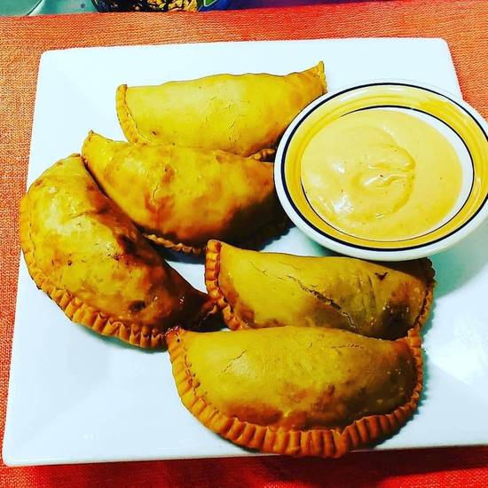 Beef Empanadas (3 Pcs)