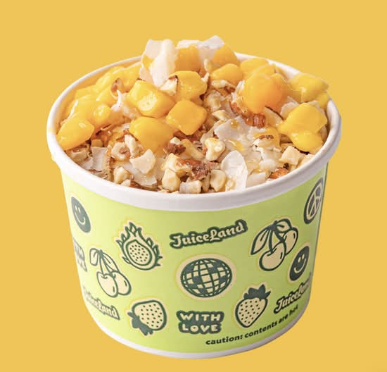 MANGO COCONUT ALMOND WARM OATMEAL