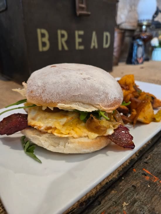 Millionaire Egg Sammy