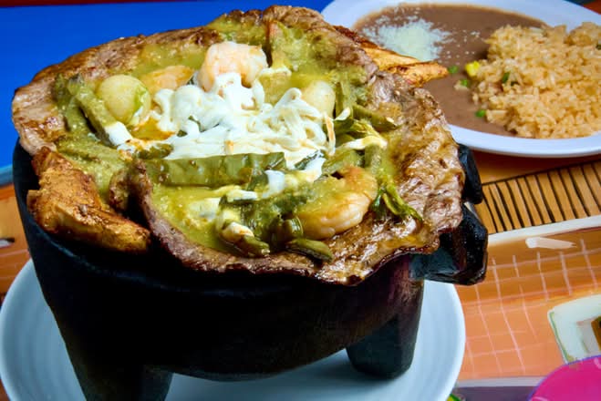75. Molcajete El Rey