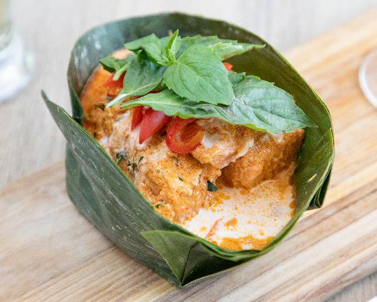 Grilled Salmon in Banana Leaf