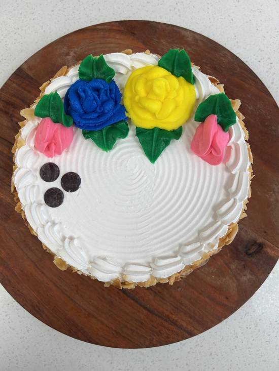 Cannoli Cake