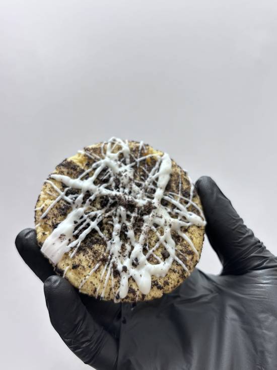 Cookies + Cream Cookie