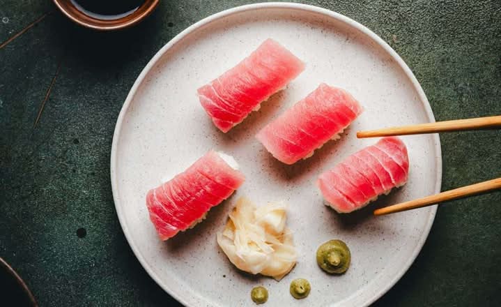 Tuna Sushi