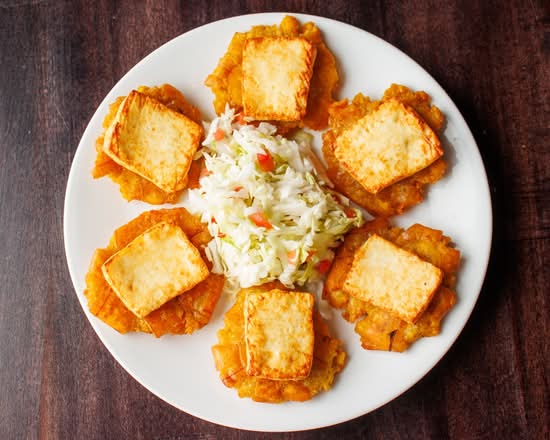 Tostones Con Queso