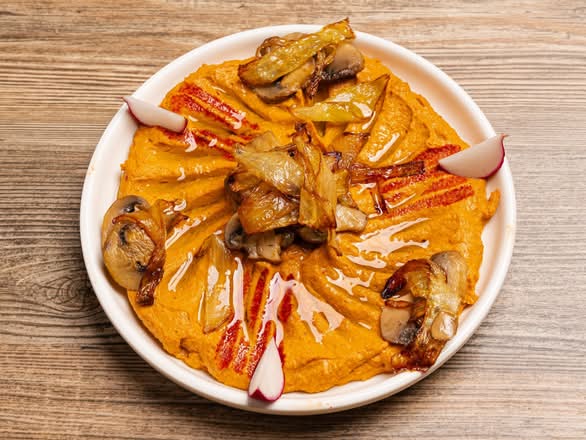 Spicy Hummus.