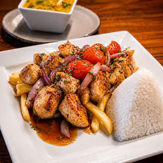 Pollo Saltado