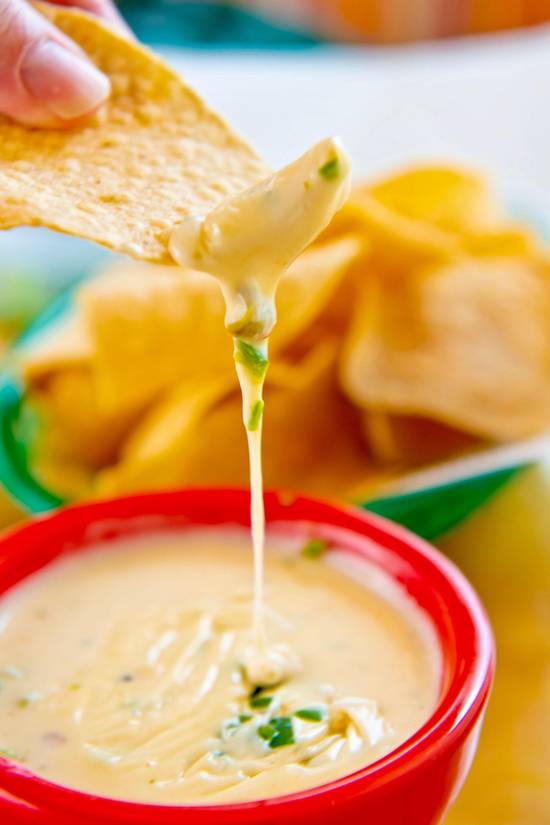 Chips & Queso