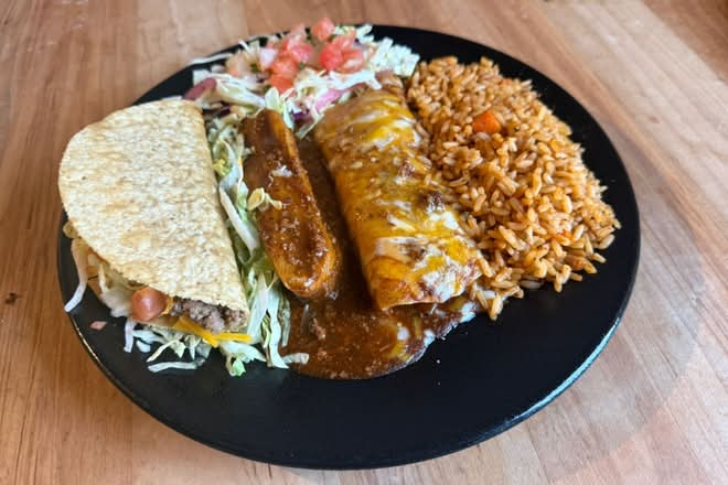 Roberto's Combo Plate