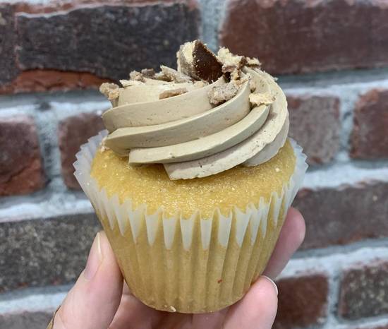 Coffee Crisp Cupcake