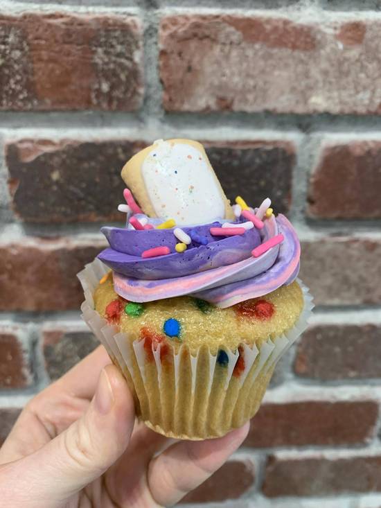 Birthday Cake Cupcake
