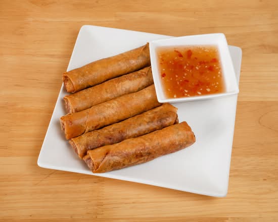 8. Egg Roll (Chả Giò)