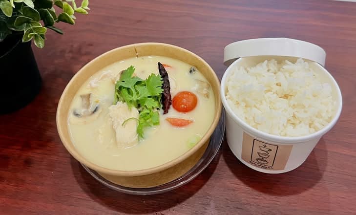 Tom Kha