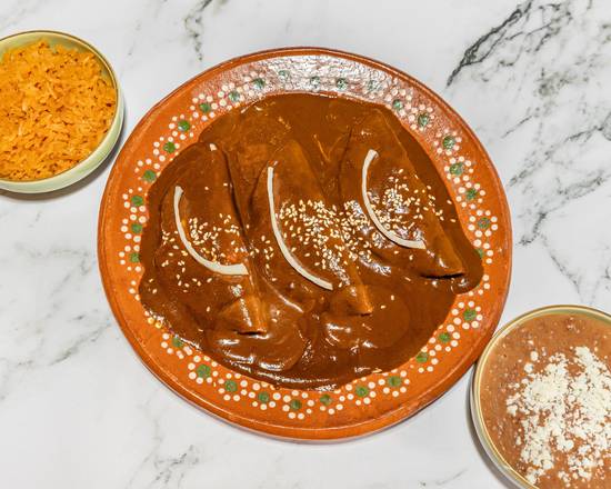Enchiladas De Mole