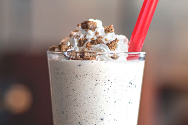 Peanut Butter Pie Shake