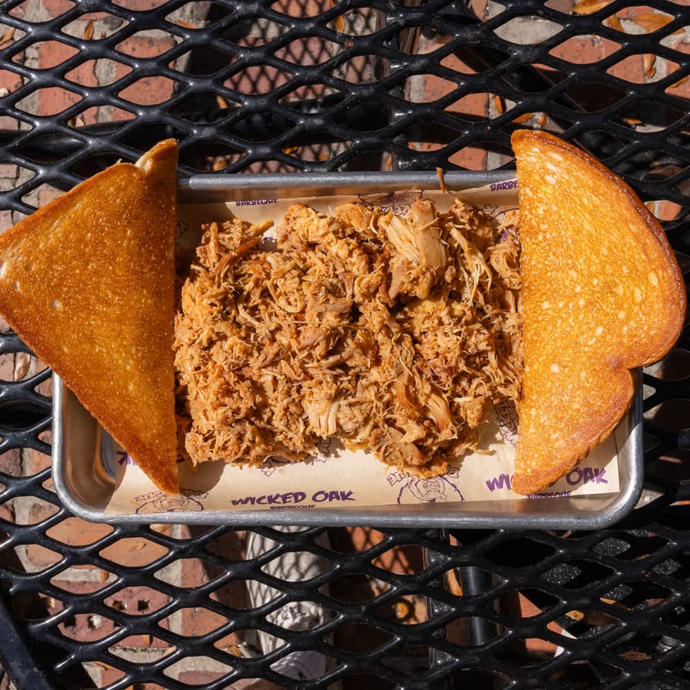 Pulled Chicken 1/2 LB